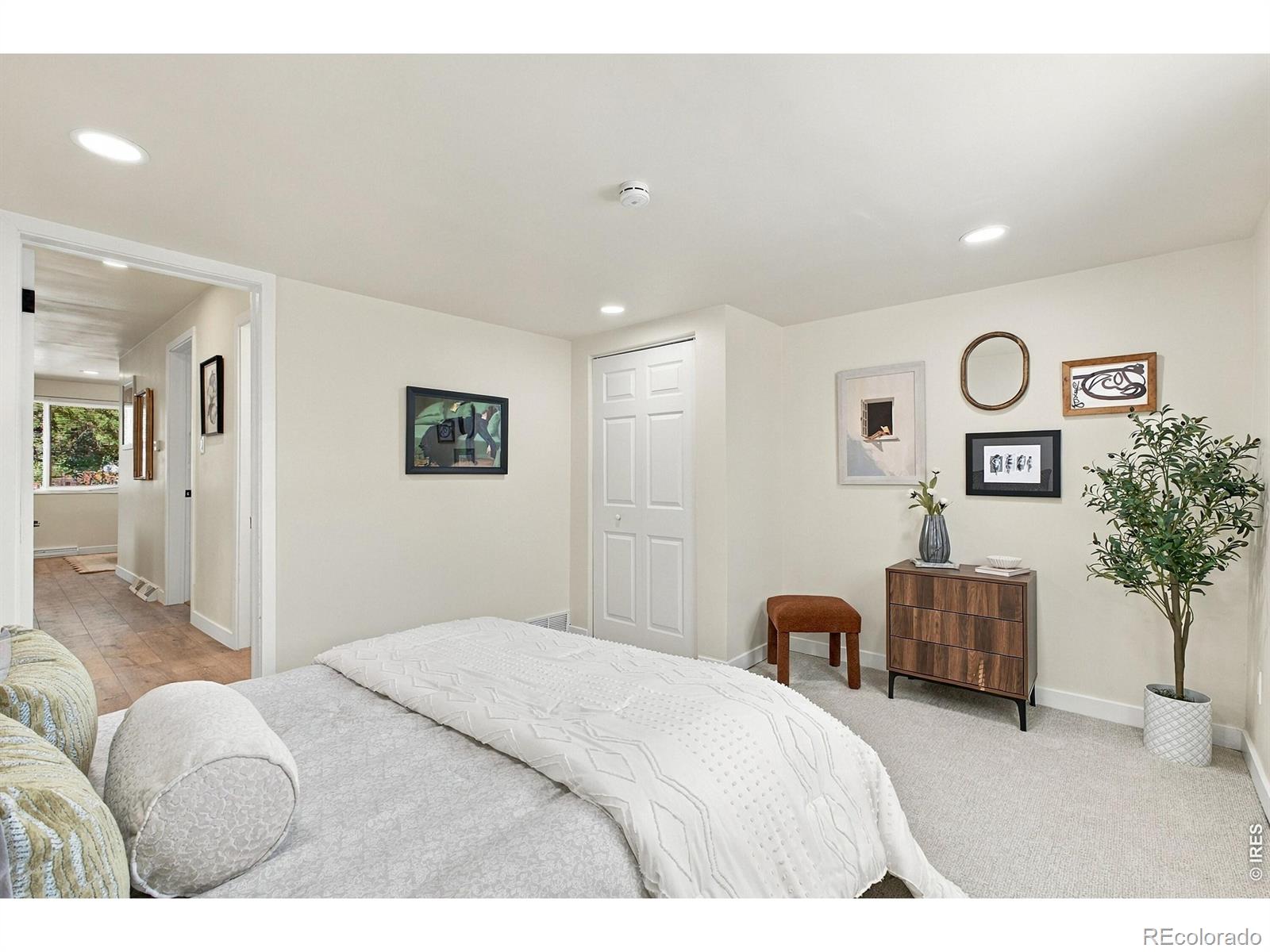 MLS Image #18 for 950 s leyden street,denver, Colorado