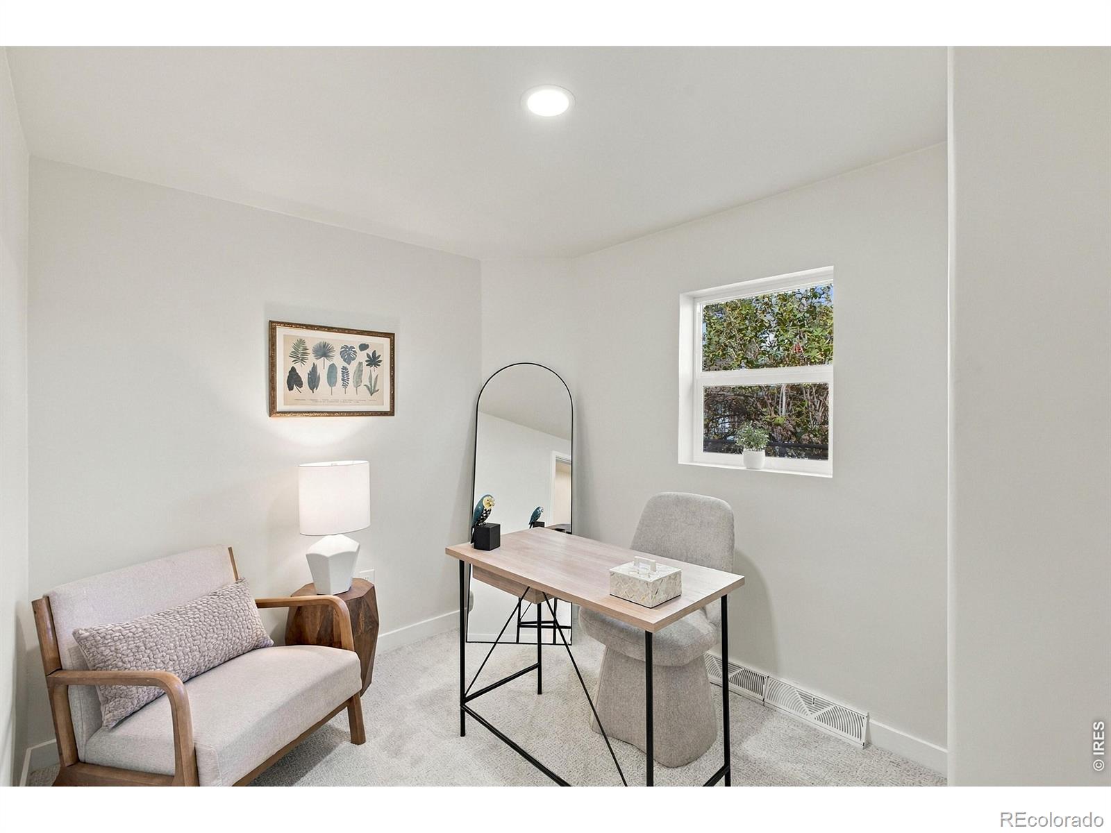 MLS Image #21 for 950 s leyden street,denver, Colorado