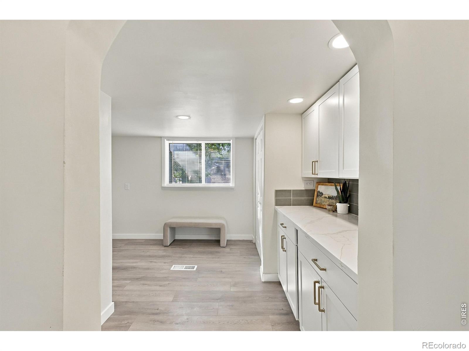 MLS Image #8 for 950 s leyden street,denver, Colorado