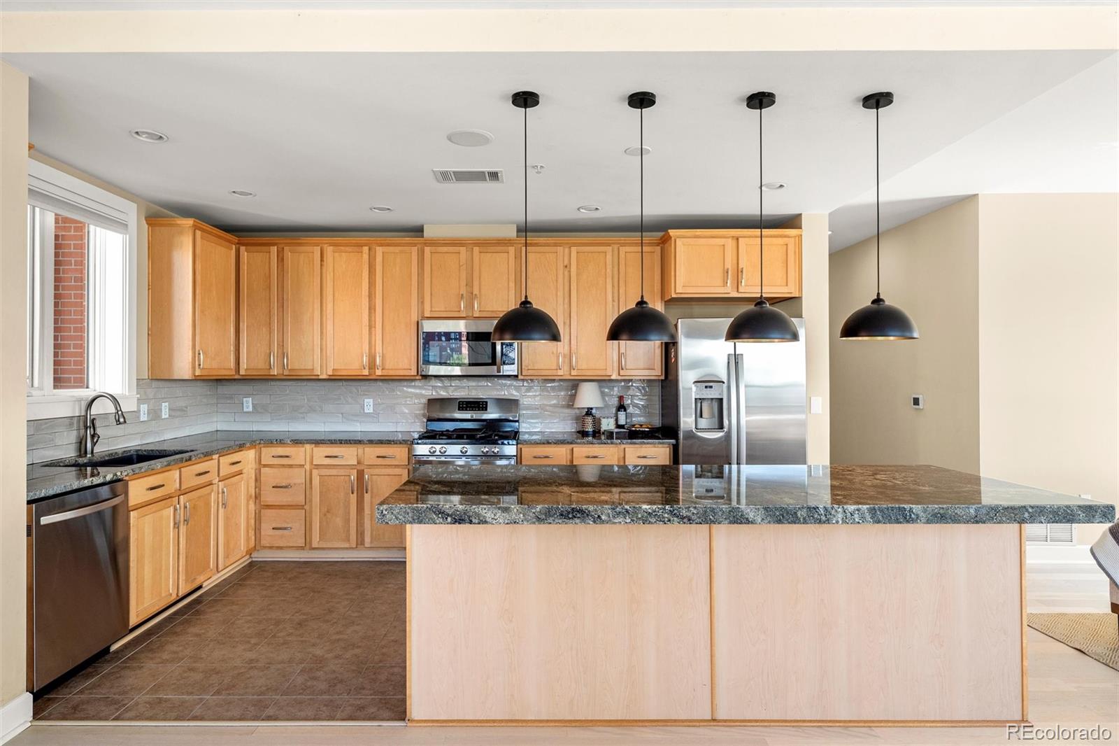 MLS Image #2 for 1630 n clarkson street,denver, Colorado