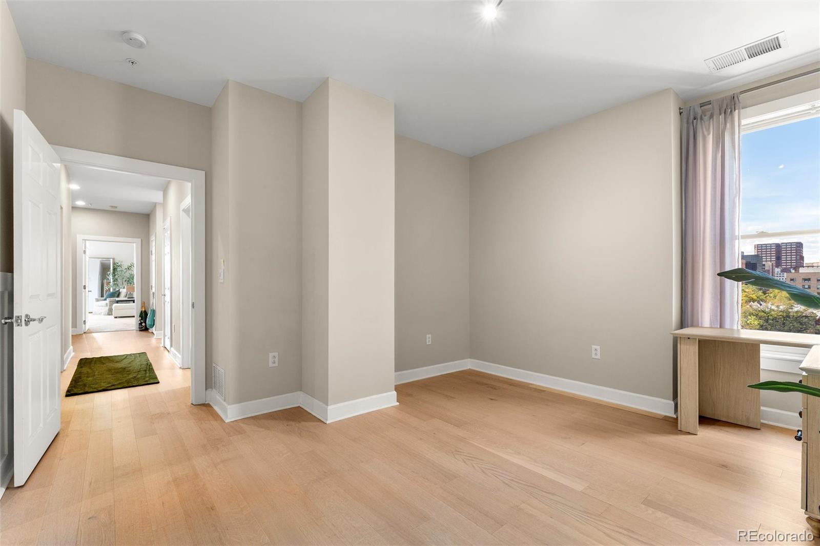 MLS Image #27 for 1630 n clarkson street,denver, Colorado