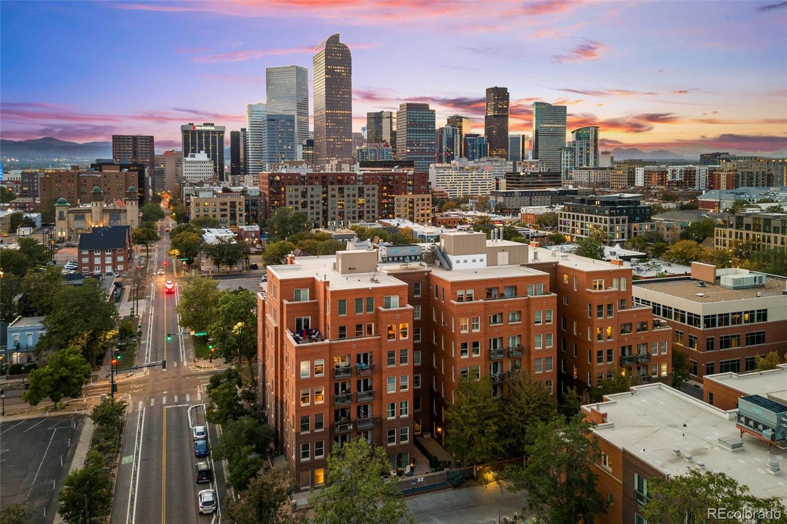 MLS Image #37 for 1630 n clarkson street,denver, Colorado
