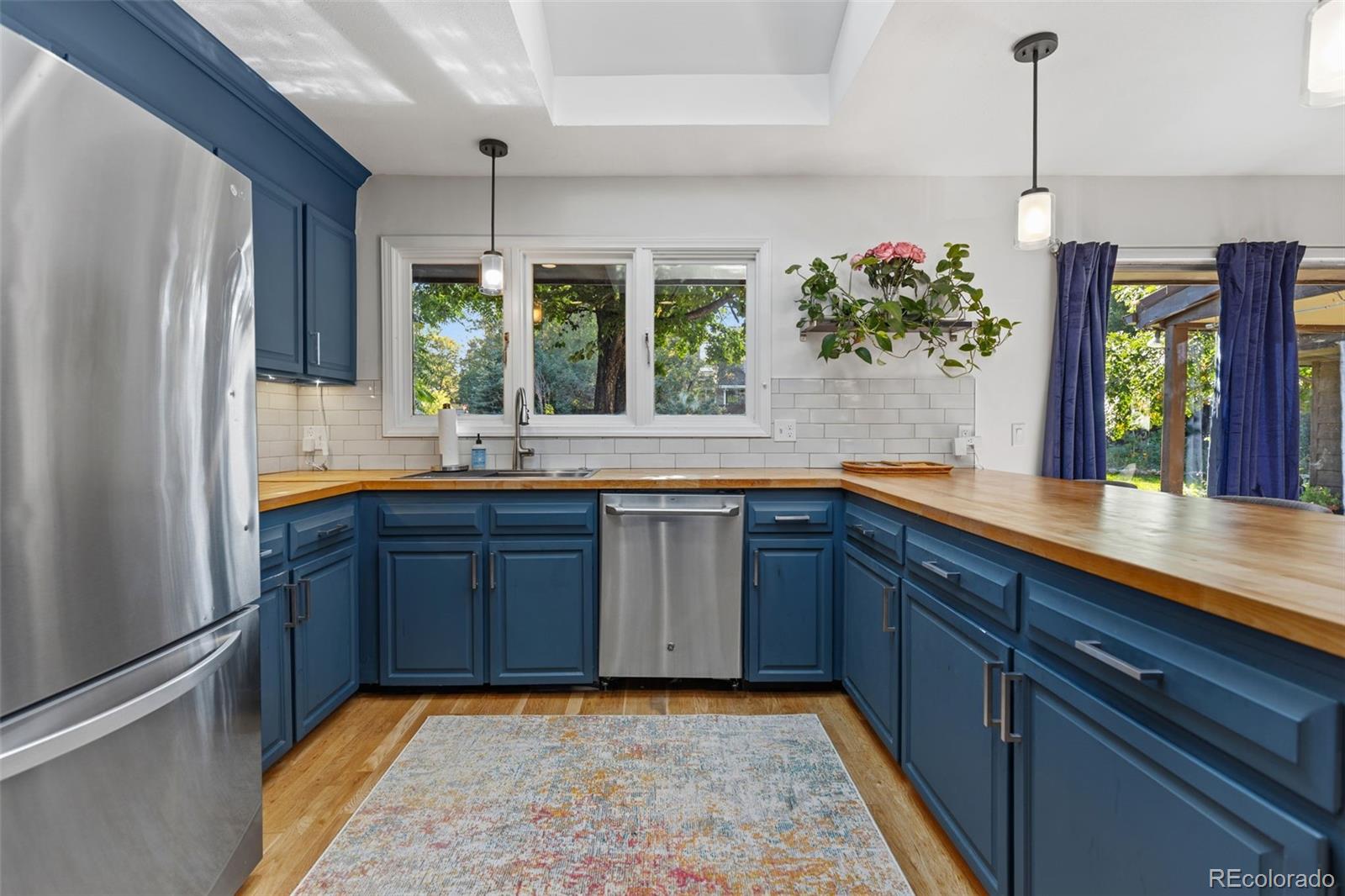 MLS Image #4 for 3691 s narcissus way,denver, Colorado