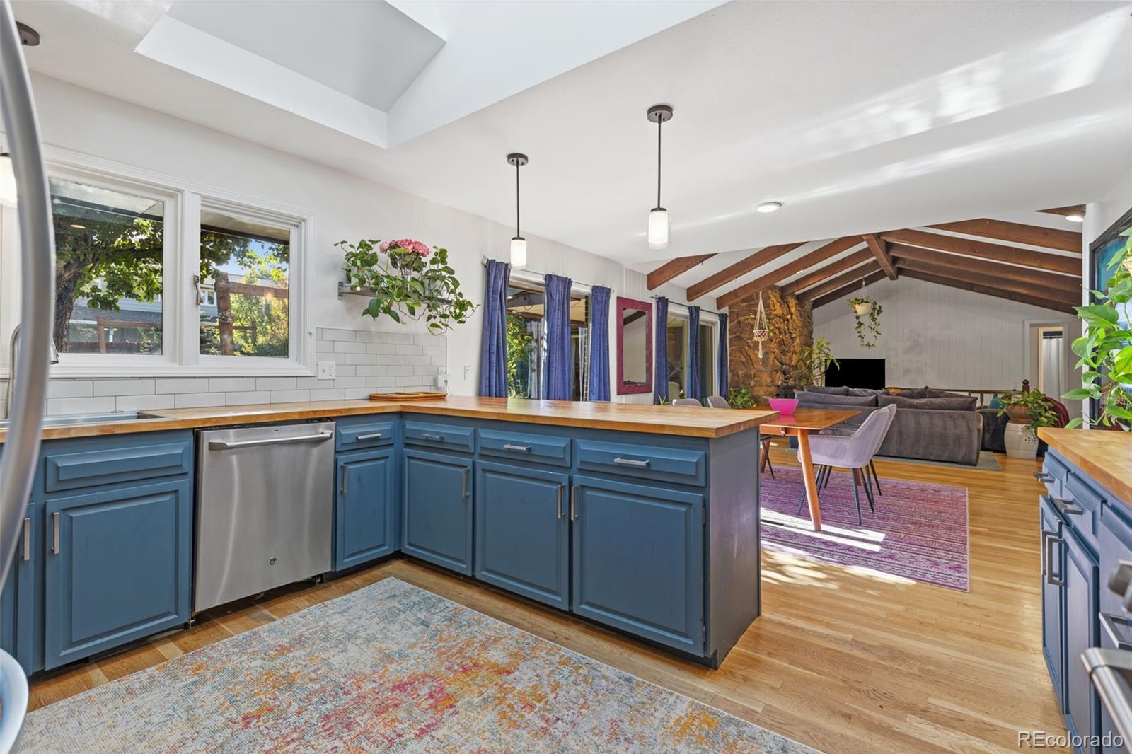 MLS Image #5 for 3691 s narcissus way,denver, Colorado