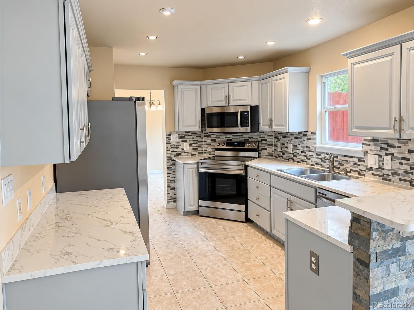 MLS Image #2 for 17842 e lehigh place,aurora, Colorado