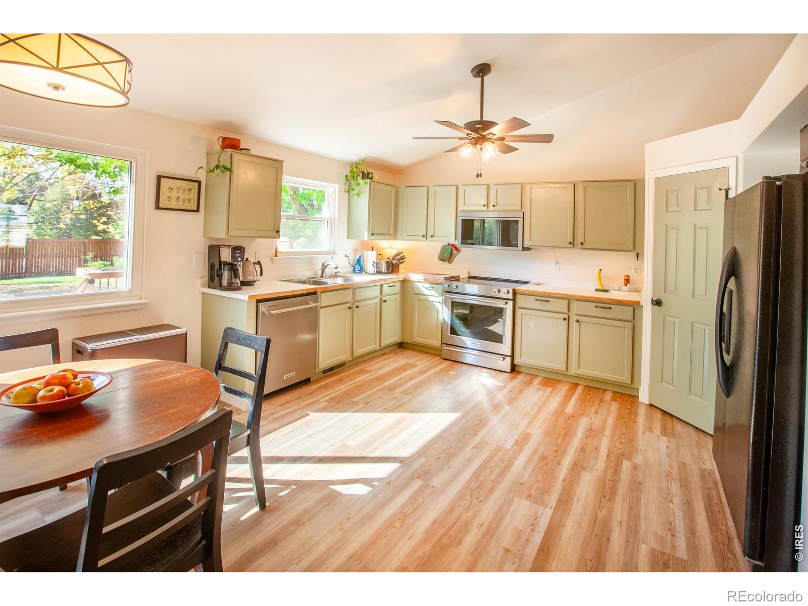 MLS Image #3 for 1419  morningside drive,longmont, Colorado