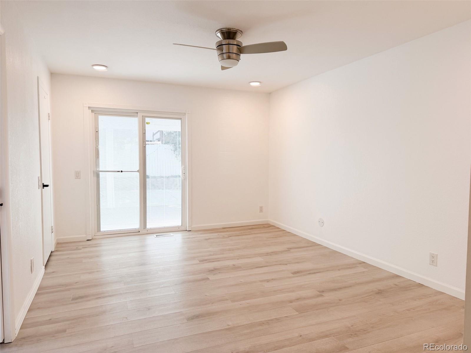 MLS Image #26 for 3719 e mission  parkway ,aurora, Colorado