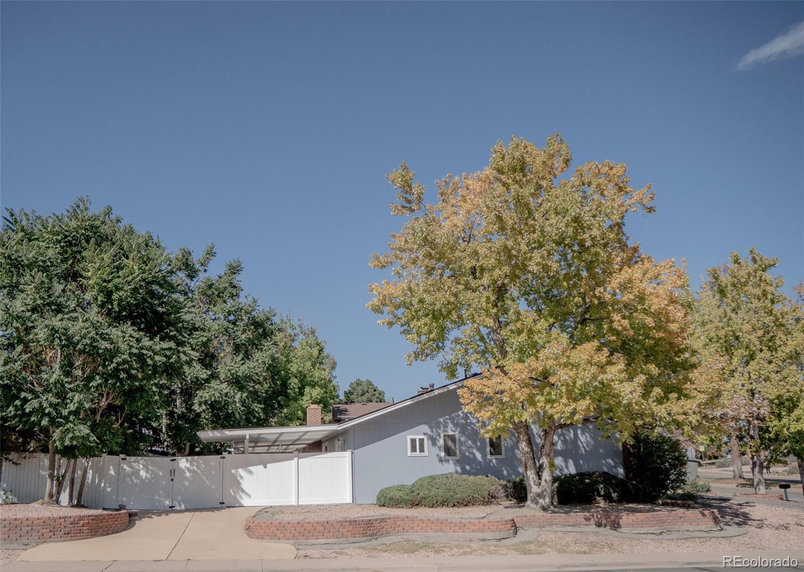 MLS Image #39 for 3719 e mission  parkway ,aurora, Colorado