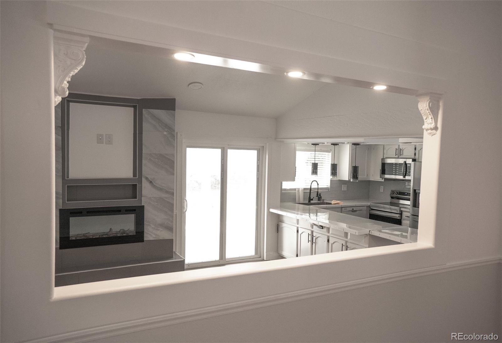 MLS Image #7 for 3719 e mission  parkway ,aurora, Colorado