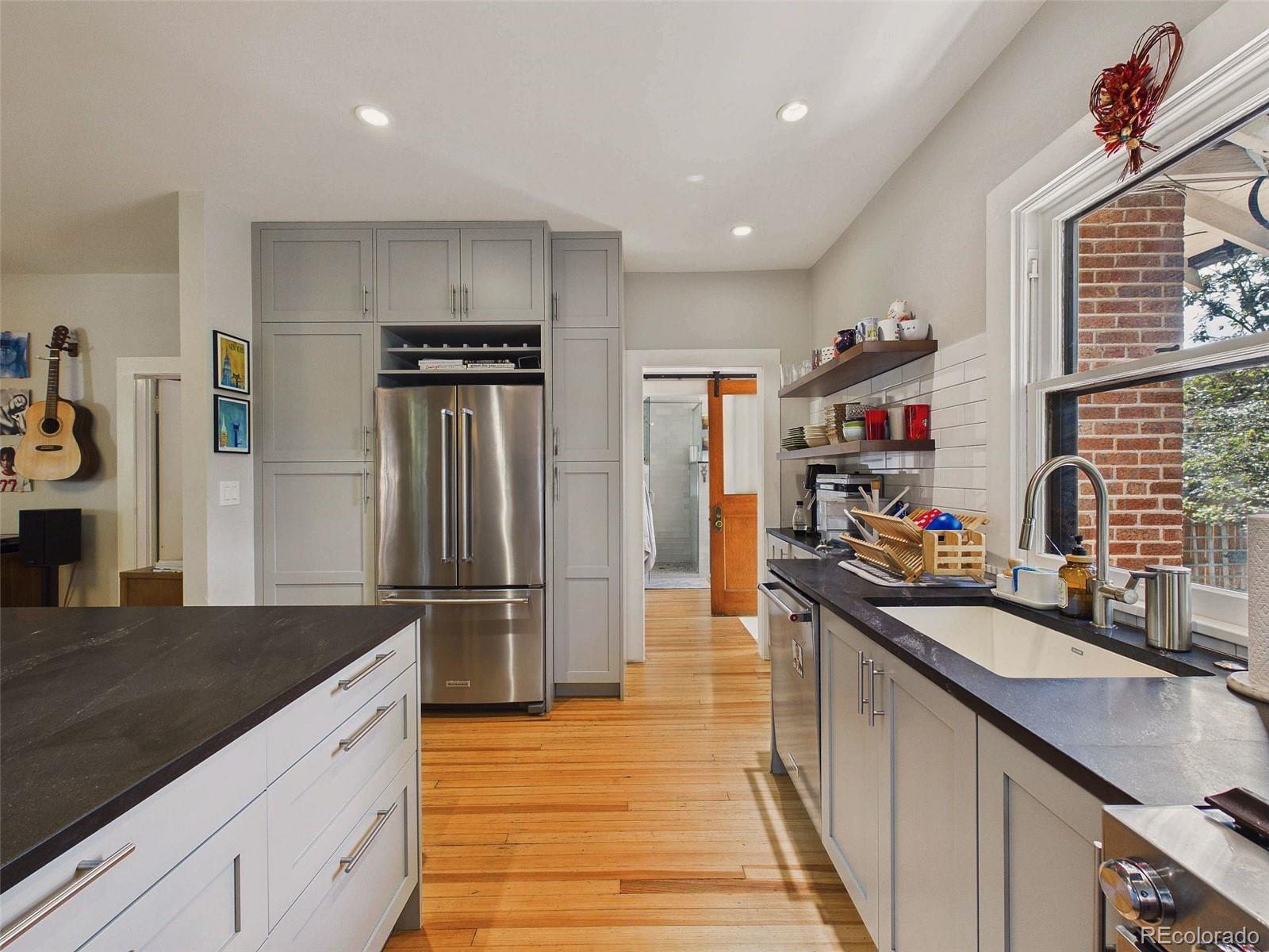 MLS Image #16 for 2229  newton street,denver, Colorado