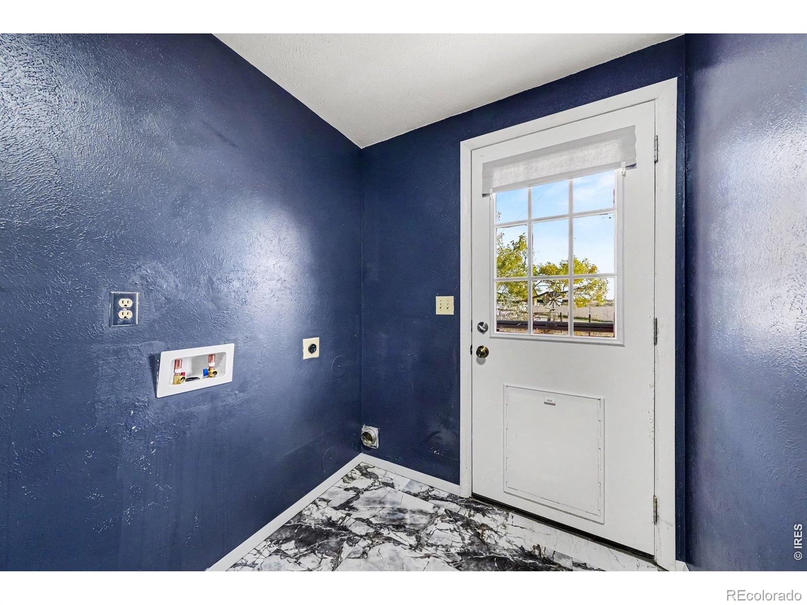 MLS Image #13 for 851  42nd street,loveland, Colorado