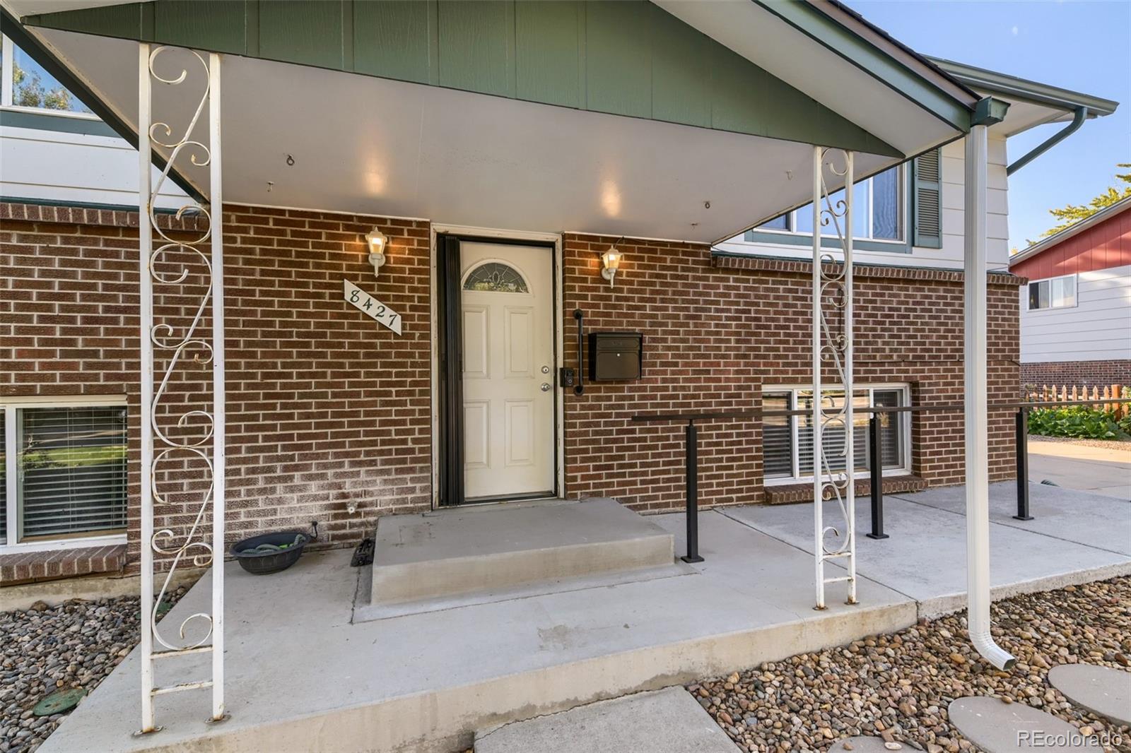 MLS Image #2 for 8427  sheridan court,arvada, Colorado