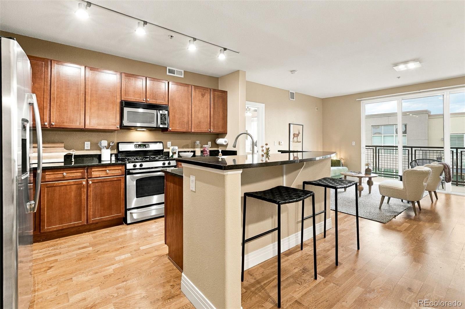 MLS Image #10 for 9079 e panorama circle 418,englewood, Colorado