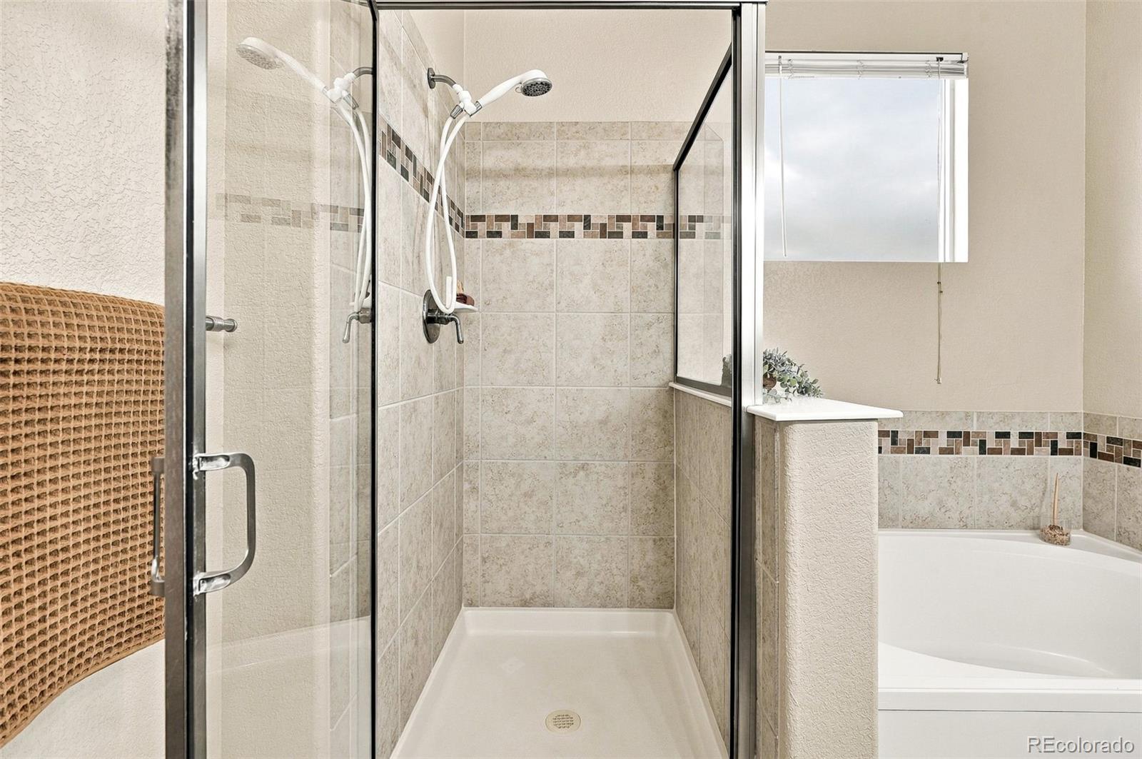 MLS Image #19 for 9079 e panorama circle 418,englewood, Colorado