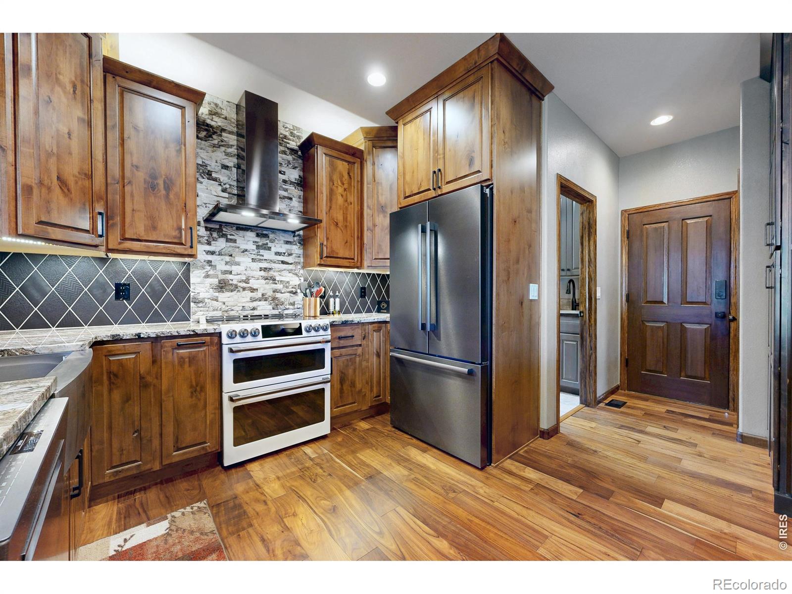 MLS Image #12 for 538  eagle crest court,loveland, Colorado