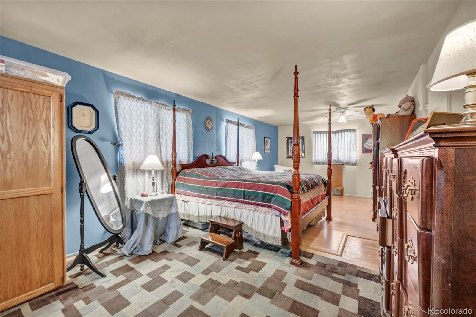 MLS Image #18 for 3045 s teller street,denver, Colorado