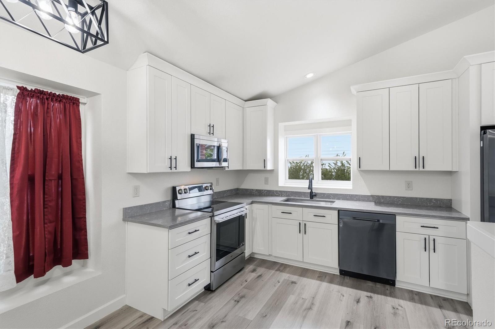 MLS Image #34 for 18171 e crestridge drive,centennial, Colorado