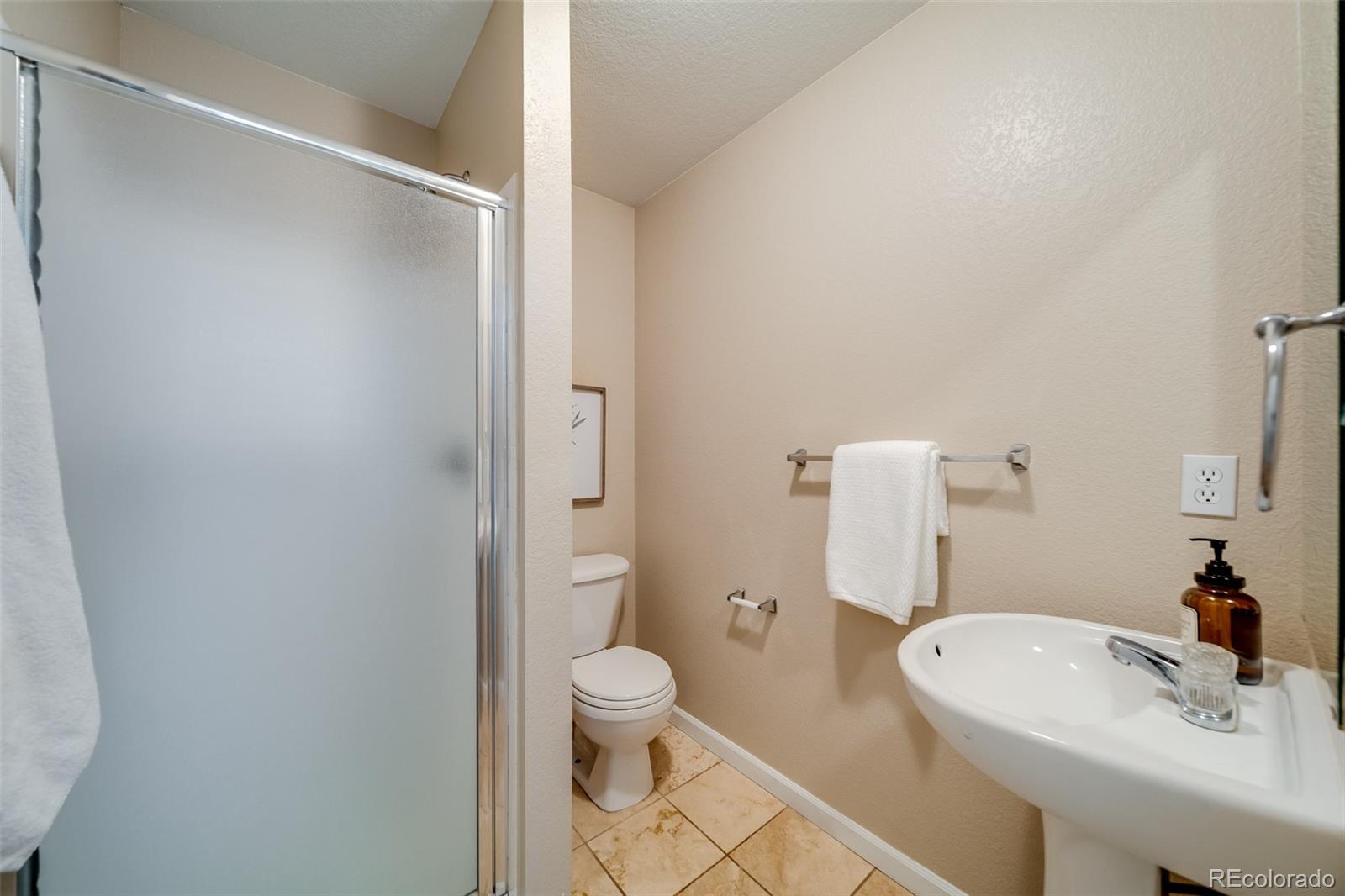 MLS Image #10 for 55410 e 27th place,strasburg, Colorado