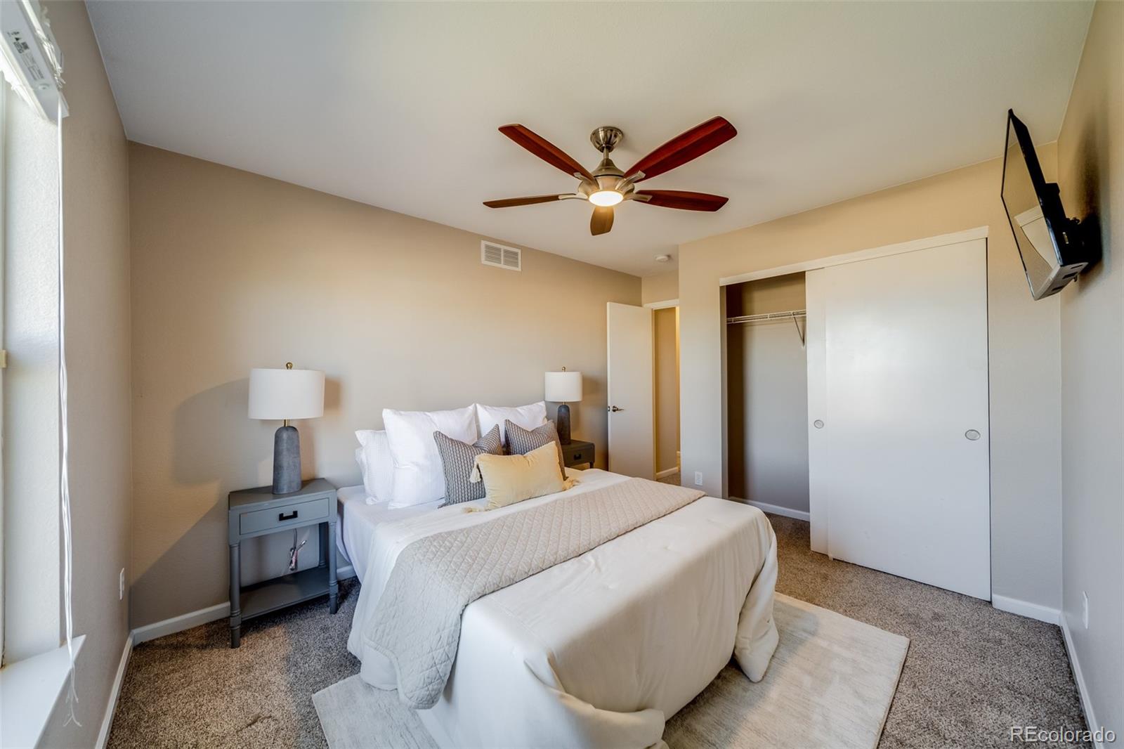 MLS Image #14 for 55410 e 27th place,strasburg, Colorado