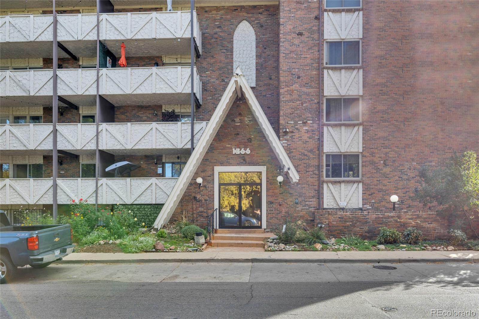 MLS Image #18 for 1366  garfield street 505,denver, Colorado