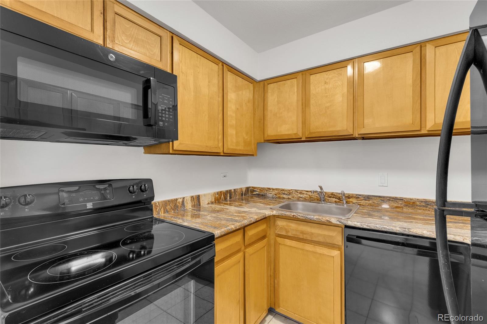 MLS Image #8 for 1366  garfield street 505,denver, Colorado