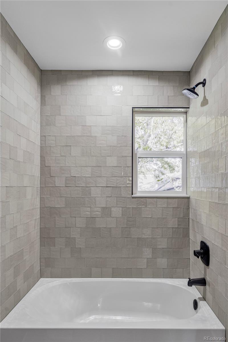 MLS Image #21 for 3645 s poplar street,denver, Colorado