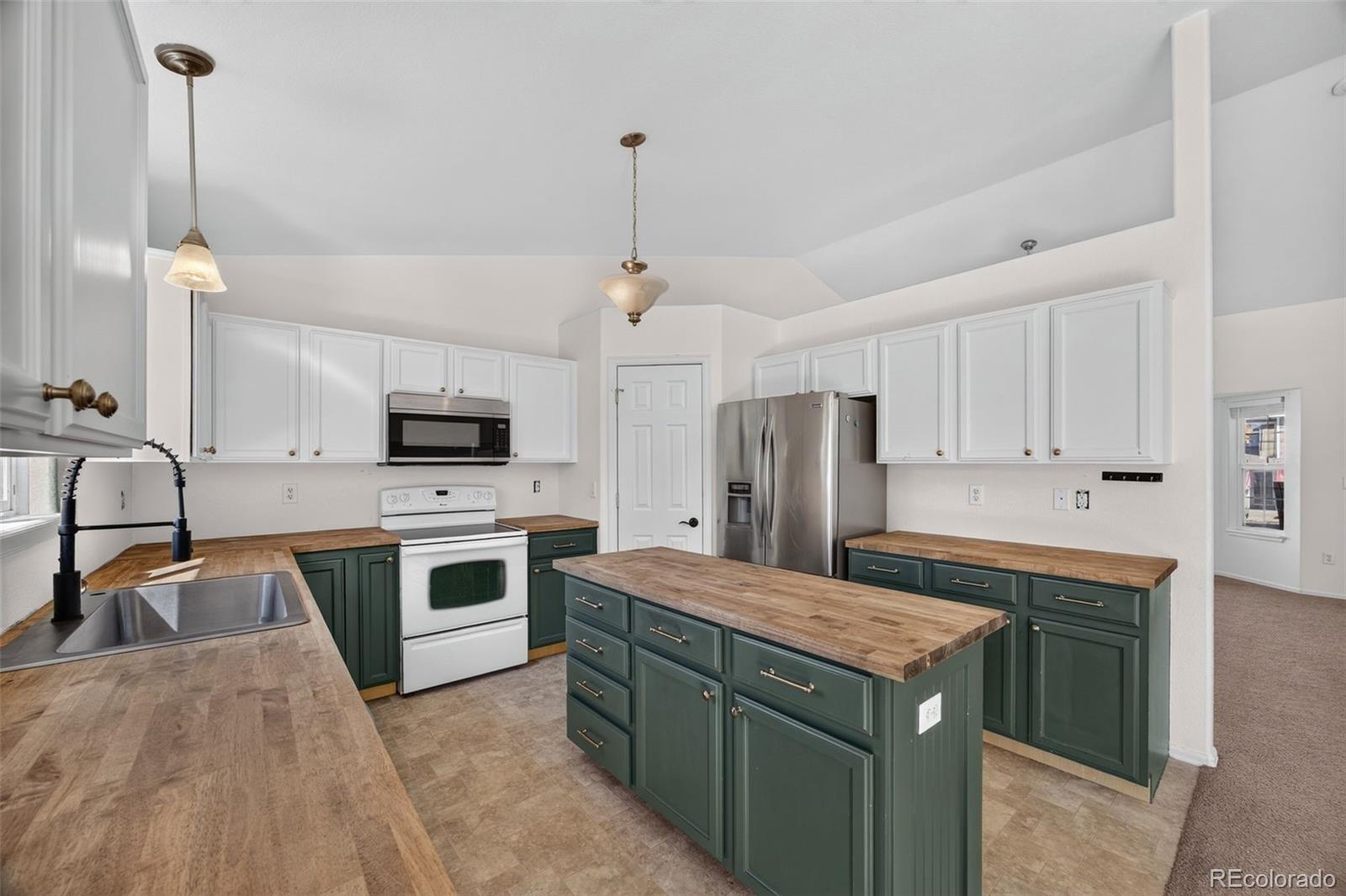 MLS Image #12 for 421  iron street,lochbuie, Colorado