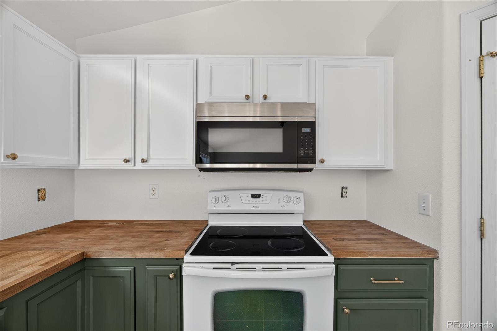 MLS Image #15 for 421  iron street,lochbuie, Colorado
