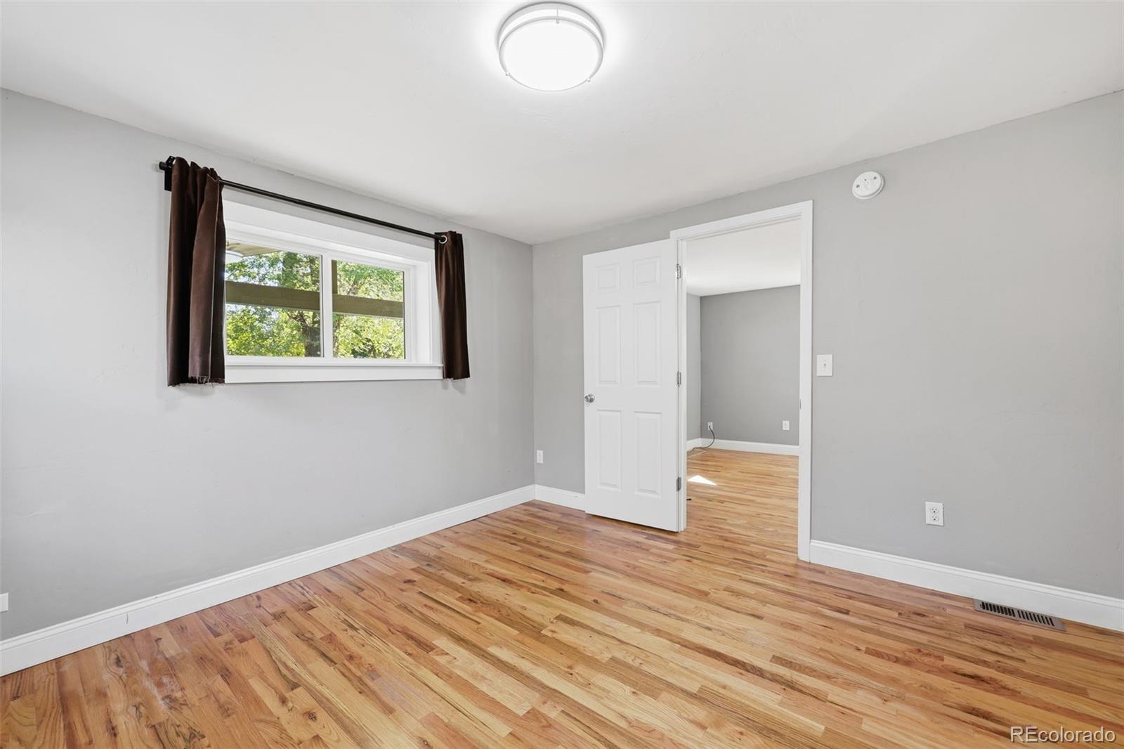 MLS Image #11 for 1865 s downing street,denver, Colorado