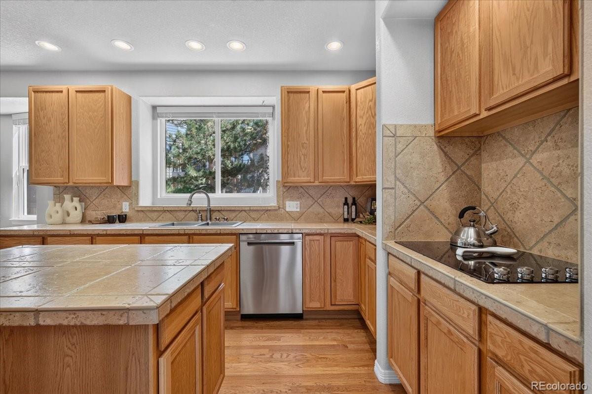 MLS Image #7 for 10922  independence drive,parker, Colorado