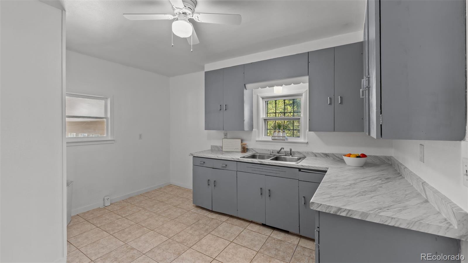 MLS Image #10 for 932 e moreno avenue,colorado springs, Colorado