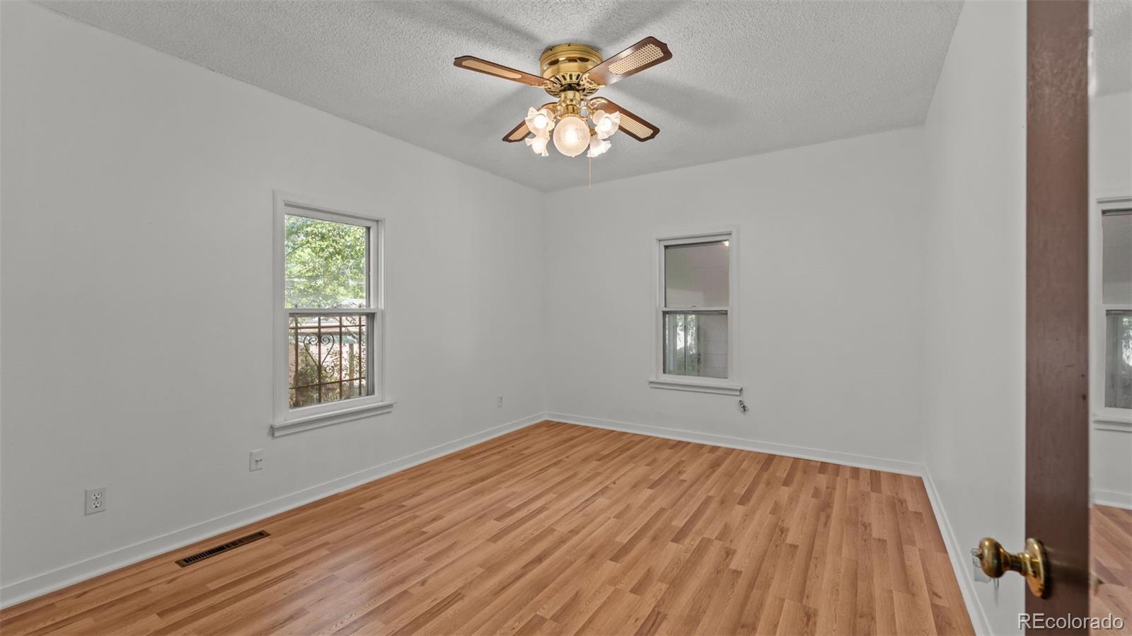 MLS Image #17 for 932 e moreno avenue,colorado springs, Colorado