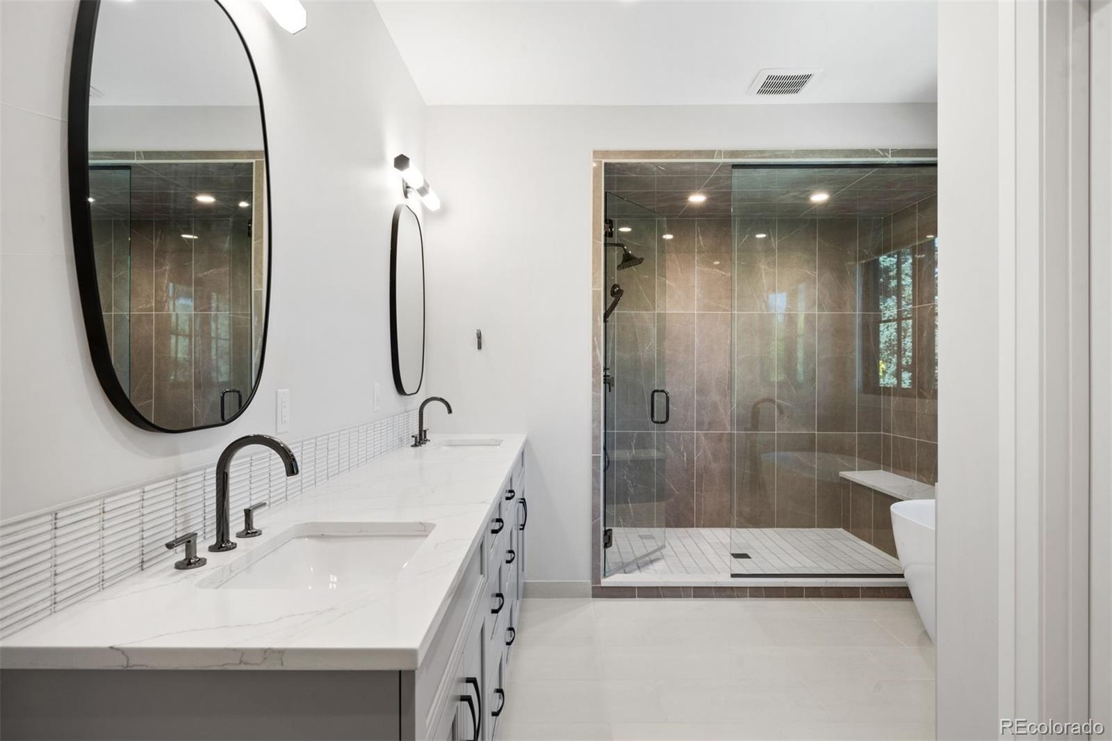 MLS Image #15 for 1295 s garfield street,denver, Colorado