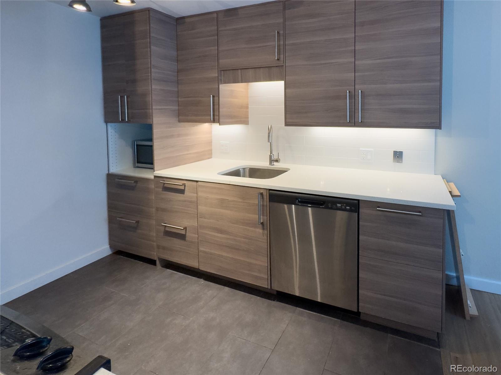 MLS Image #3 for 3141 s tamarac drive 304f,denver, Colorado