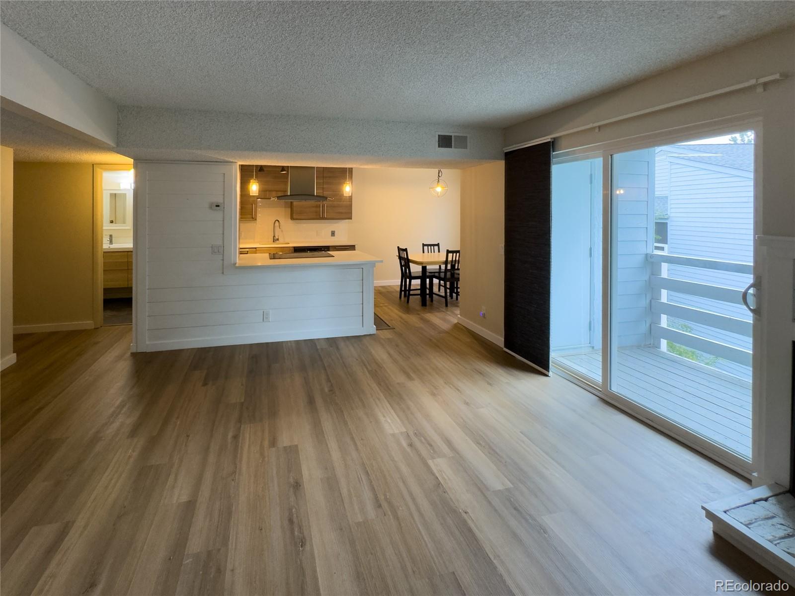MLS Image #9 for 3141 s tamarac drive 304f,denver, Colorado