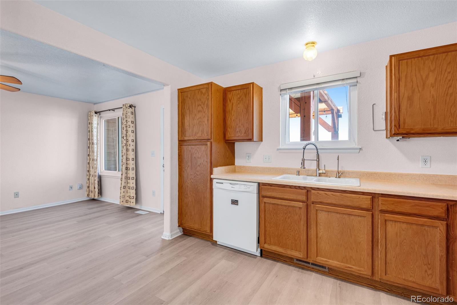 MLS Image #11 for 9665  ironton street,commerce city, Colorado