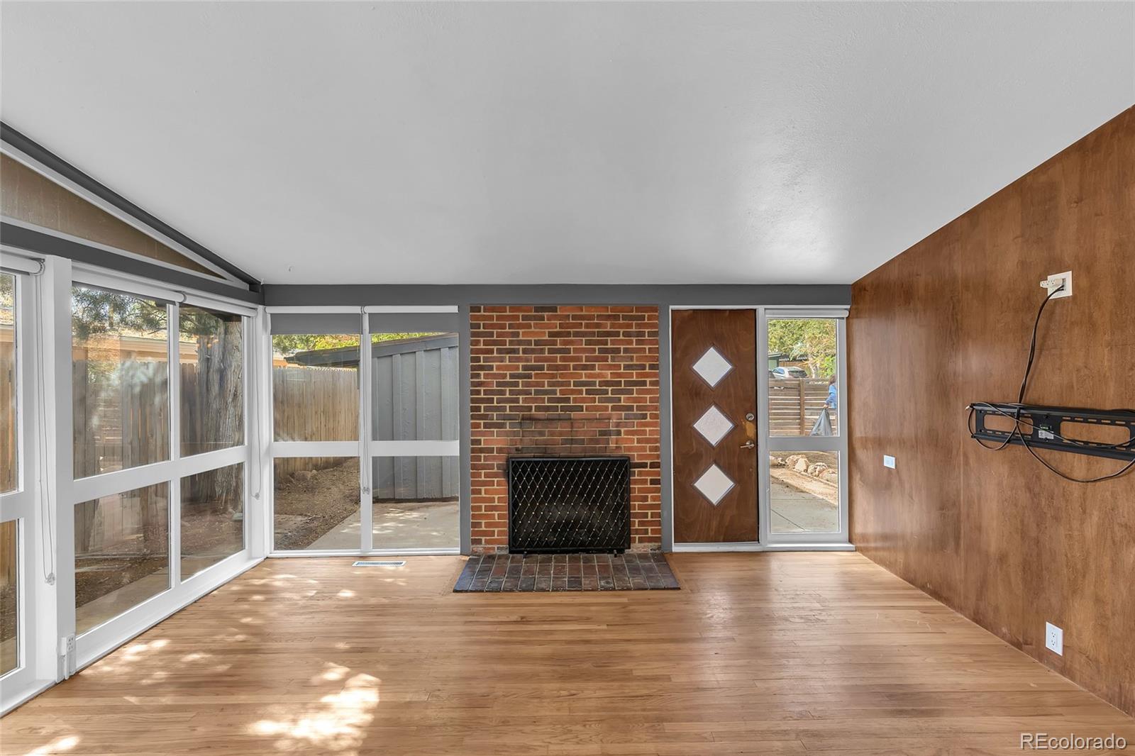 MLS Image #5 for 2330 s newton street,denver, Colorado