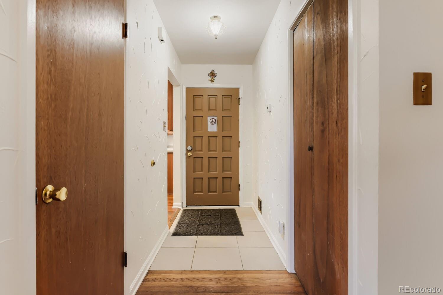 MLS Image #4 for 6660 s high street,centennial, Colorado