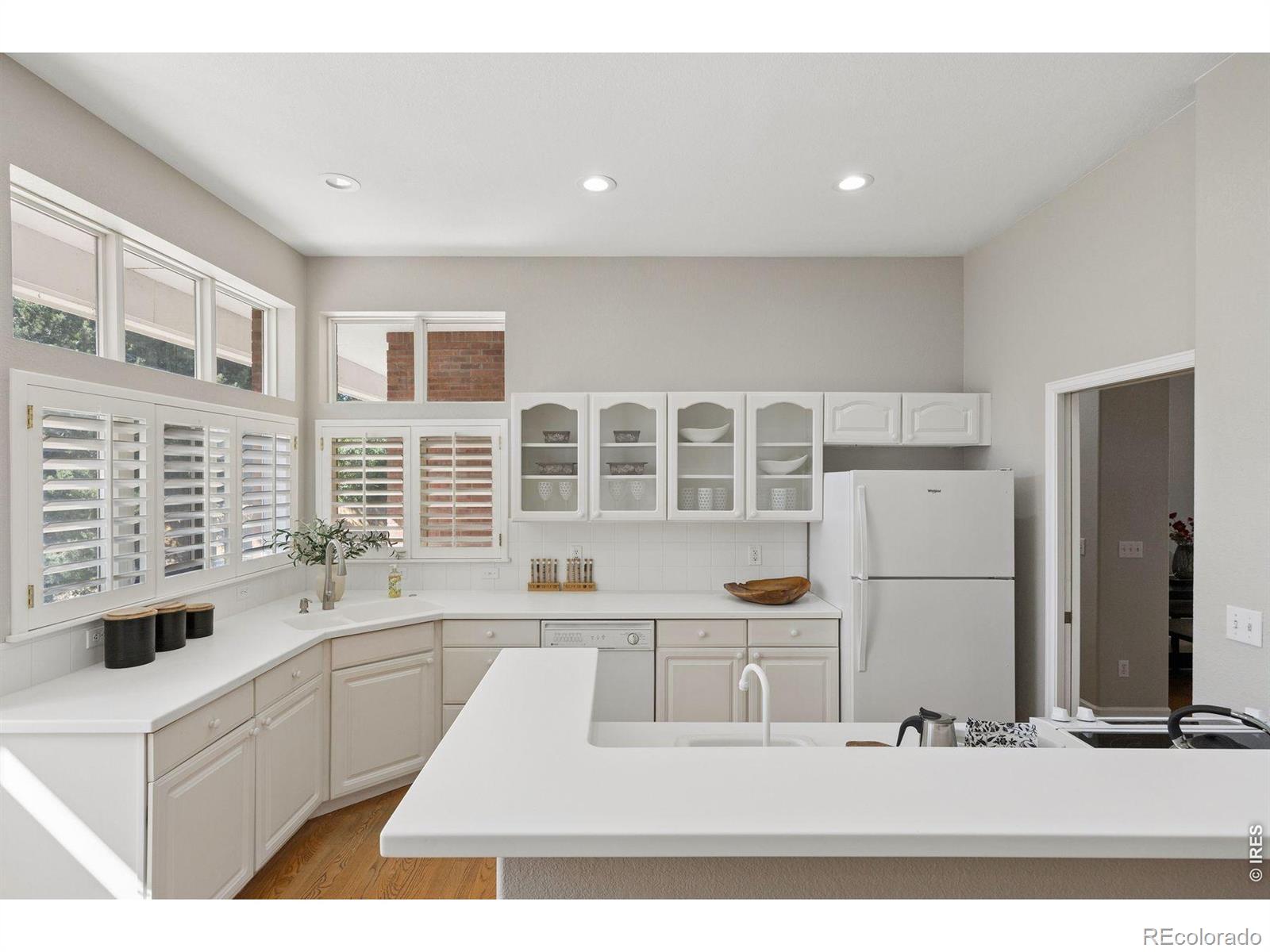 MLS Image #11 for 15152 w 32nd drive,golden, Colorado