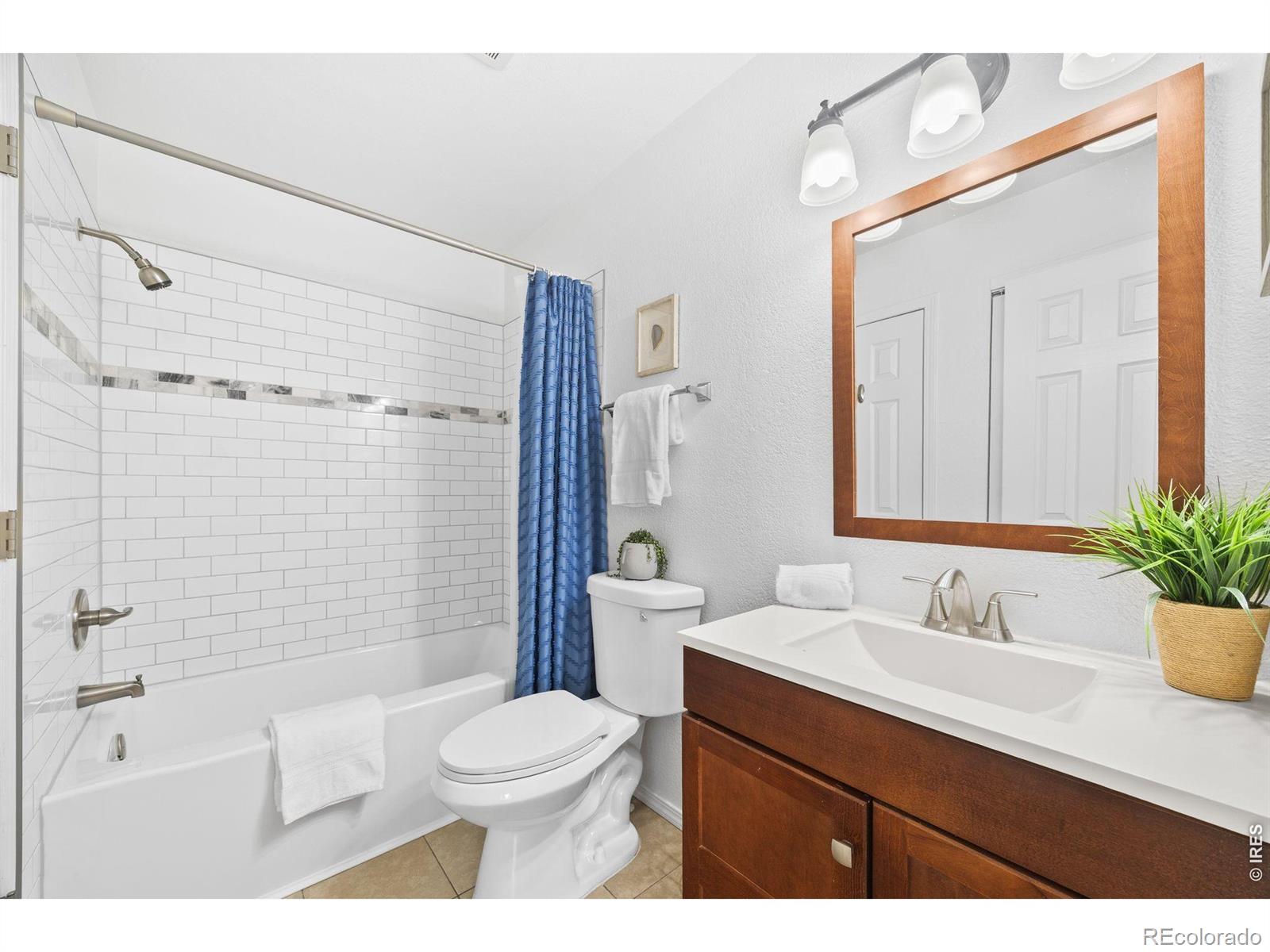 MLS Image #3 for 9433  lou drive,thornton, Colorado