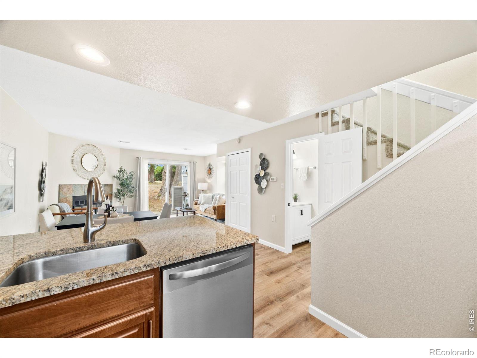 MLS Image #9 for 9433  lou drive,thornton, Colorado
