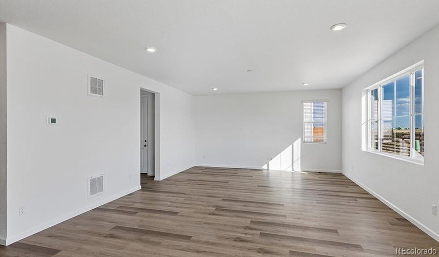 MLS Image #11 for 45908  wood thrush avenue,bennett, Colorado