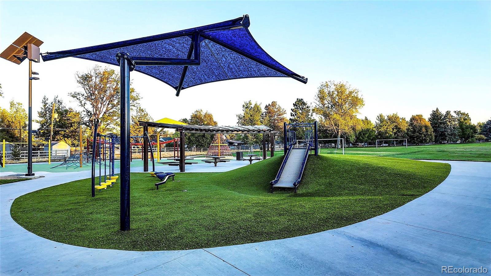 MLS Image #3 for 932  florence street,aurora, Colorado