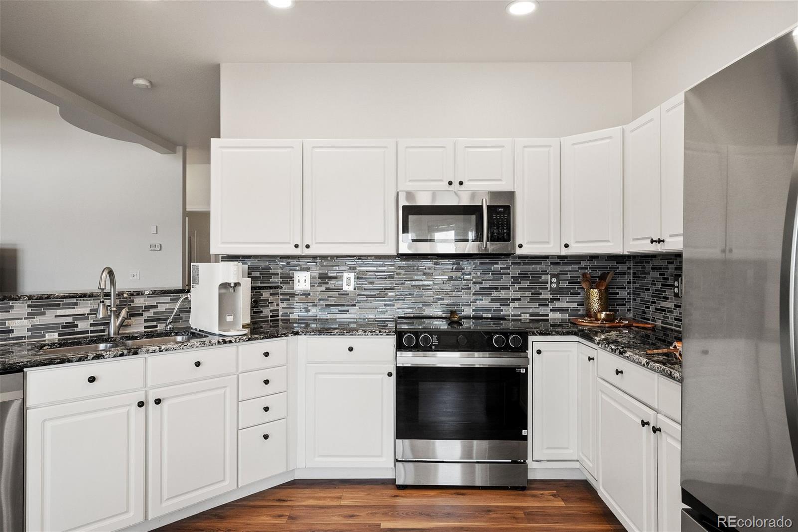 MLS Image #17 for 9477  burgundy circle,highlands ranch, Colorado
