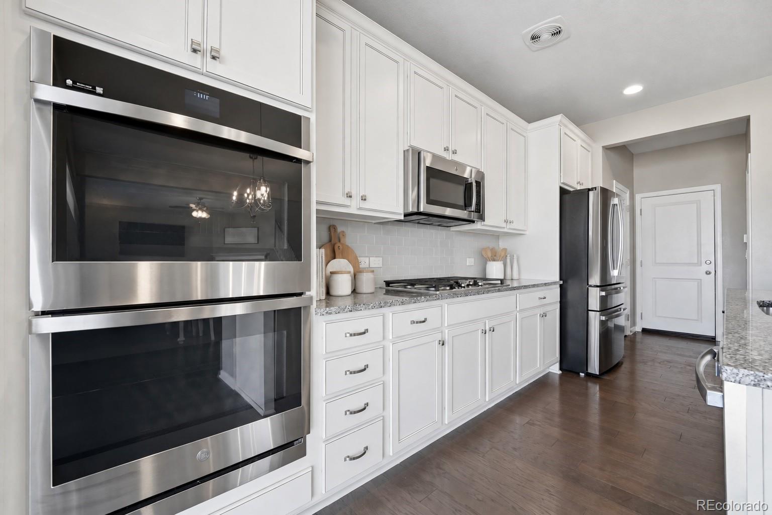 MLS Image #11 for 25129 e ellsworth drive,aurora, Colorado