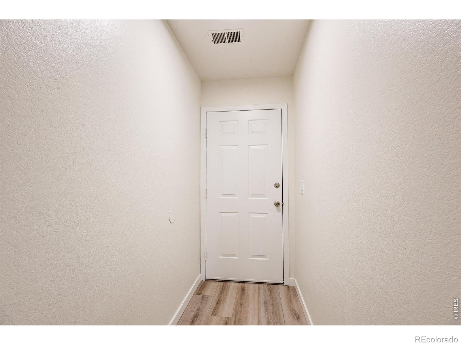 MLS Image #12 for 225 e 8th avenue,longmont, Colorado