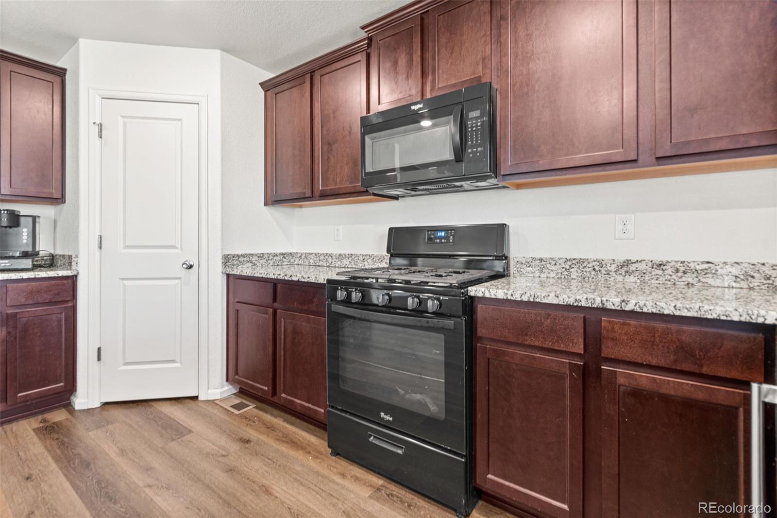 MLS Image #12 for 2055  wildwood street,lochbuie, Colorado