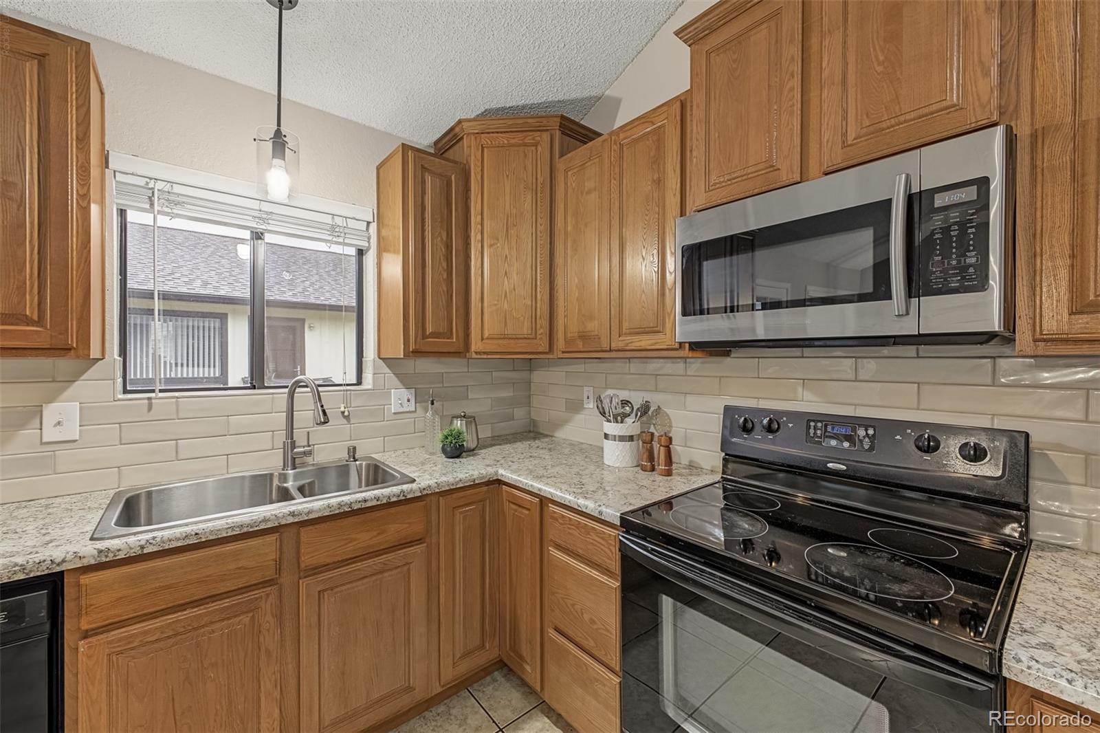 MLS Image #10 for 1154 s newland street,lakewood, Colorado