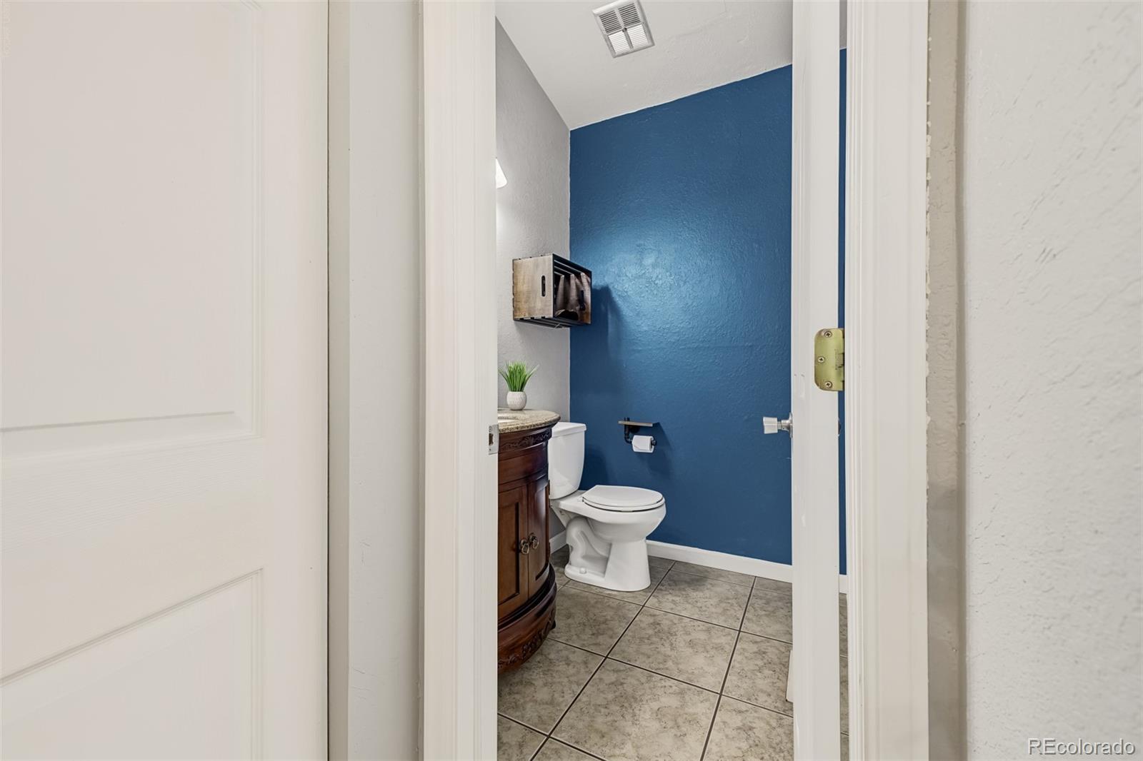 MLS Image #20 for 1154 s newland street,lakewood, Colorado