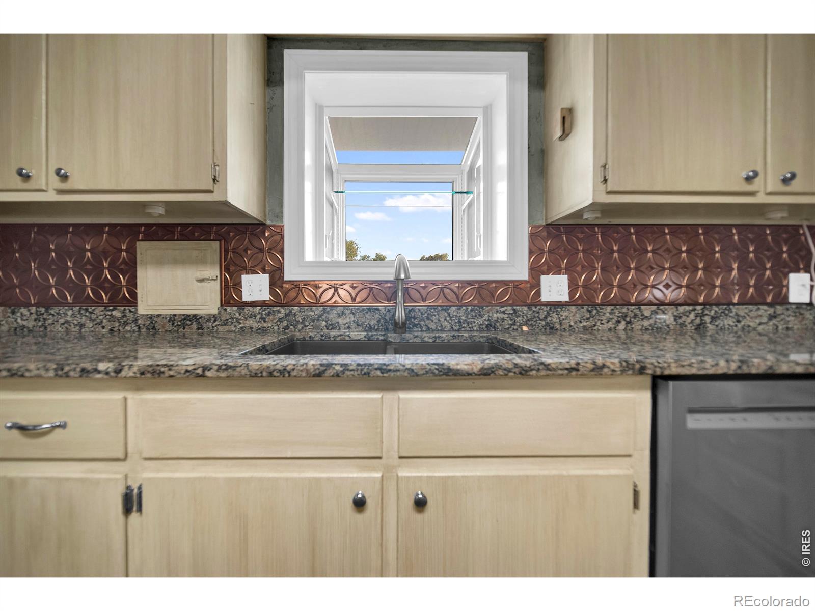 MLS Image #13 for 1010  carol street,fort morgan, Colorado